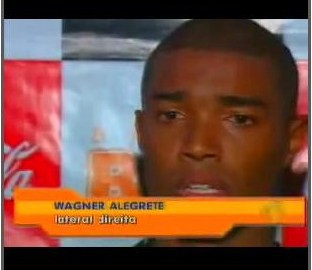 Mixto acerta com lateral direito Wagner Alegrete